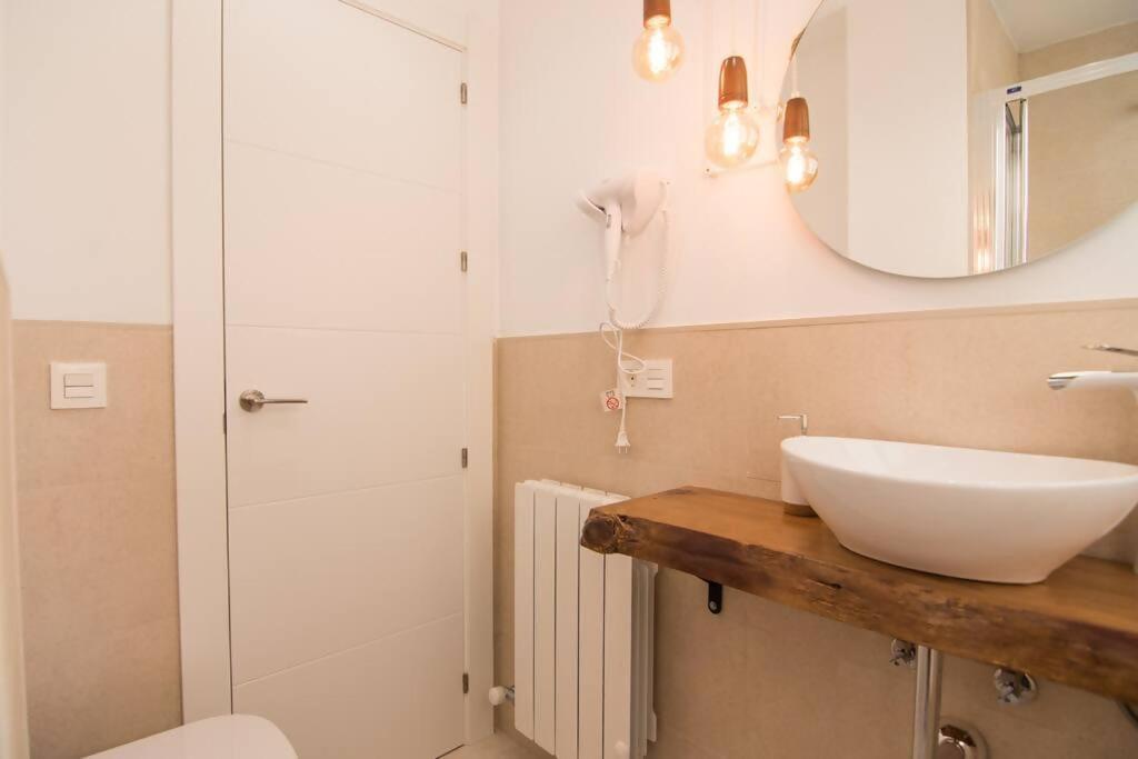 Amplio Y Moderno Apartamento En El Centro Γρανάδα Εξωτερικό φωτογραφία