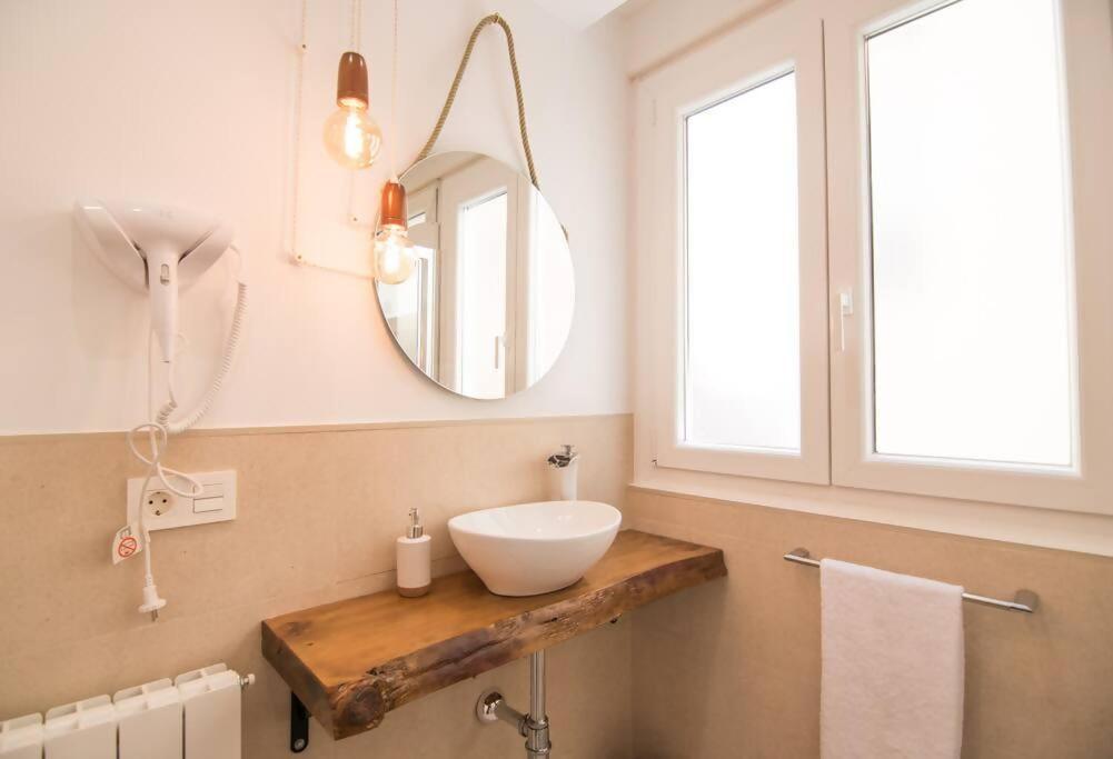 Amplio Y Moderno Apartamento En El Centro Γρανάδα Εξωτερικό φωτογραφία