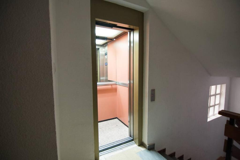 Amplio Y Moderno Apartamento En El Centro Γρανάδα Εξωτερικό φωτογραφία